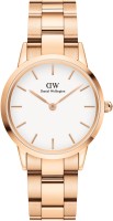Часы Часы DANIEL WELLINGTON DW00100211 в Челябинске в Челябинске