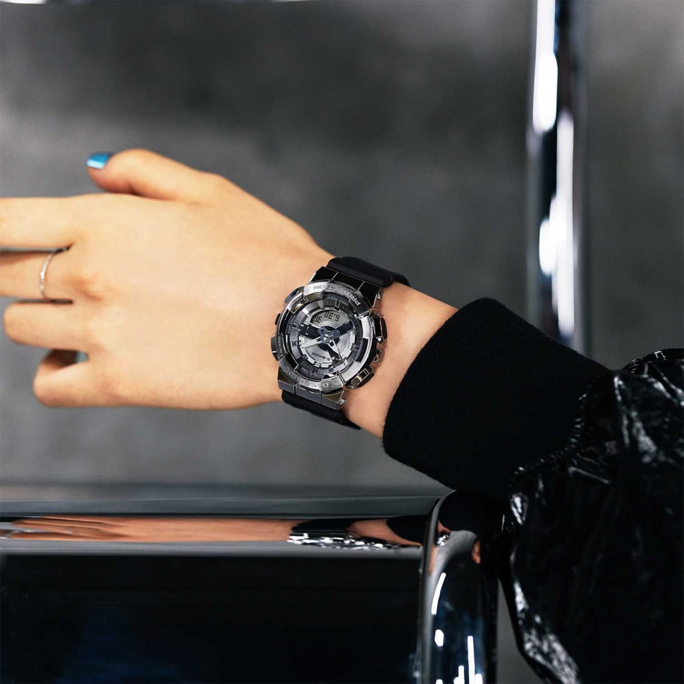Часы Часы Casio GM-S110-1ADR в Челябинске в Челябинске