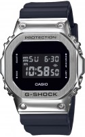 Часы Часы Casio GM-5600-1ER в Челябинске в Челябинске