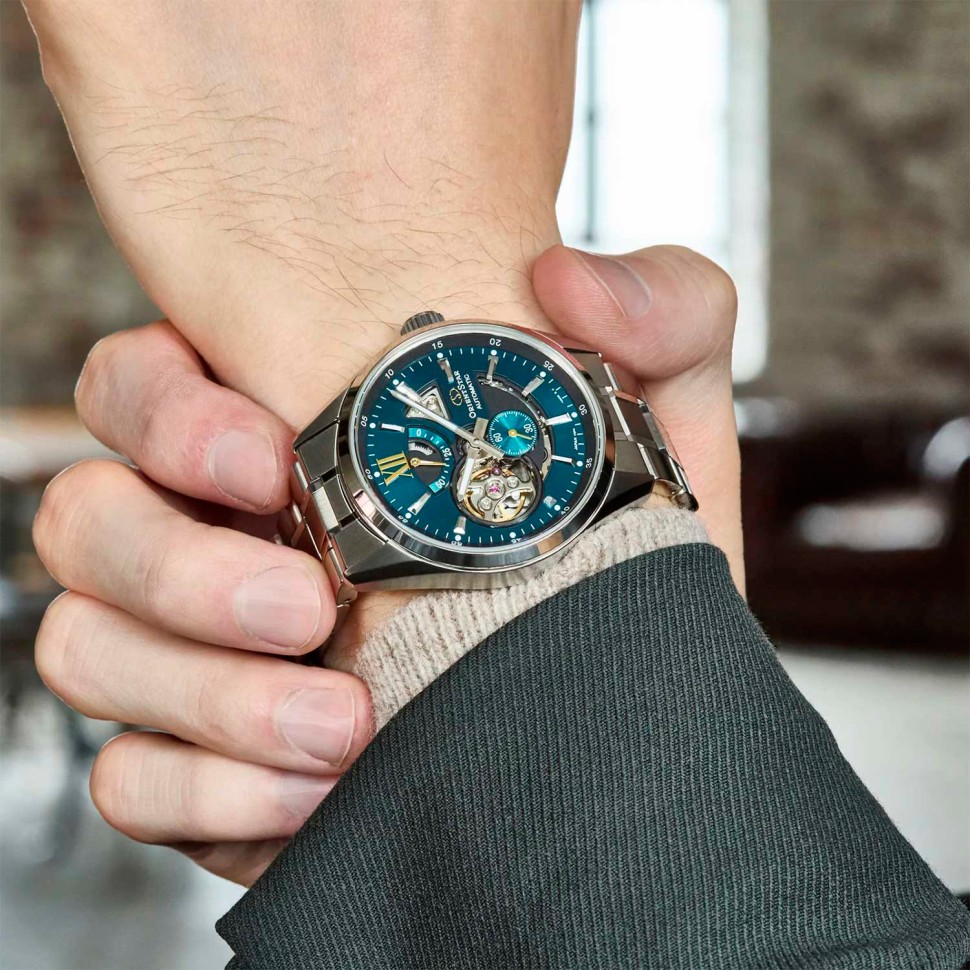 Часы Часы Orient RE-AV0114E00B в Челябинске в Челябинске