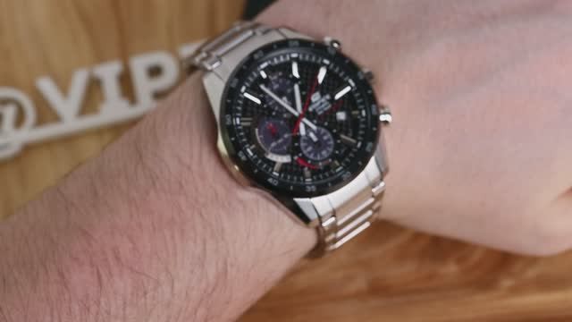 Часы Часы Casio EQS-900DB-1A в Челябинске в Челябинске-video