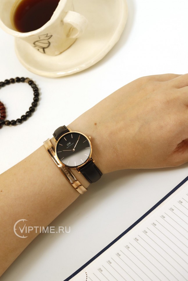 Часы Часы Daniel Wellington DW00100168 в Челябинске в Челябинске