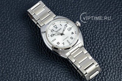 Citizen NJ0100-89A