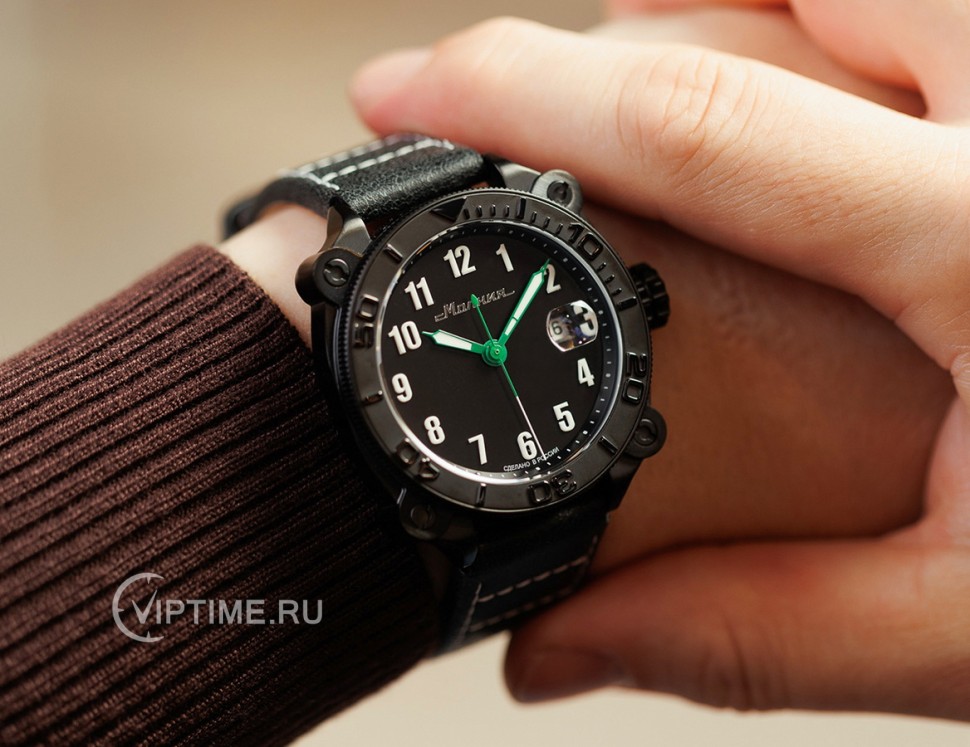 Часы Часы Молния Танк 8215 0120102-2.0 в Челябинске в Челябинске
